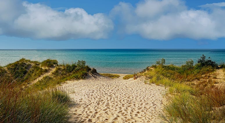 A dozen injured on sand dunes in Michigan
