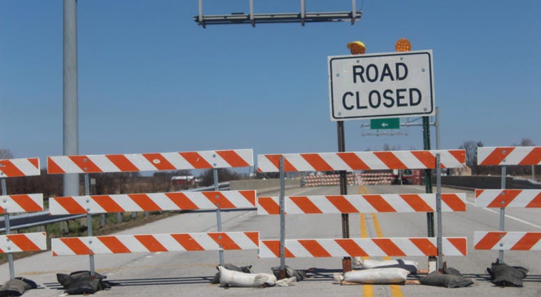 Road Closed Road Closed