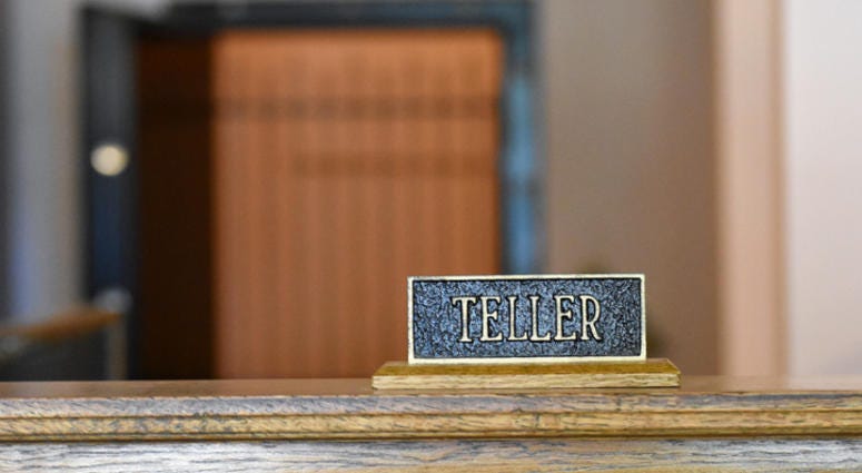 bank teller bank teller