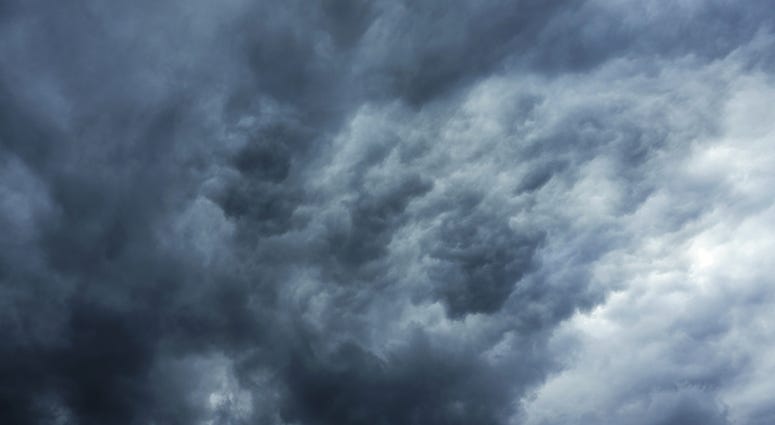 thunderstorm clouds thunderstorm clouds