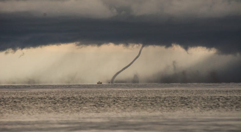 waterspout waterspout