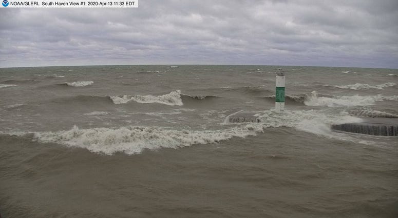 waves on lake Mich waves on lake Mich