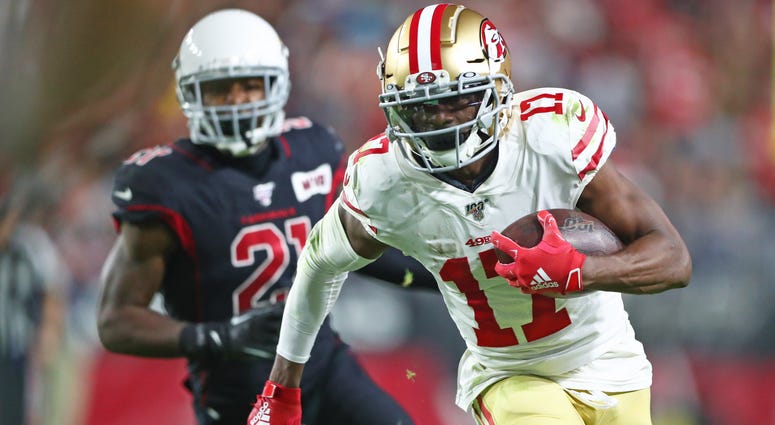 San Francisco 49ers wide receiver Emmanuel Sanders (17) against the Arizona Cardinals at State Farm Stadium.