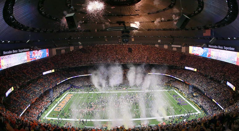 NEW ORLEANS, LOUISIANA - JANUARY 13: LSU Tigers celebrates after defeating the Clemson Tigers 42-25 in the College Football Playoff National Championship game at Mercedes Benz Superdome. Tigers Win!