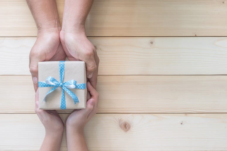 Here's a Trick to Get Someone to Love Your Gift: Say It'll "Save Them Time"