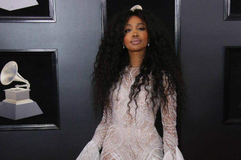 SZA arrives at the GRAMMY Awards in New York City SZA arrives at the GRAMMY Awards in New York City