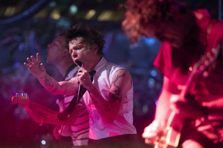 Cage the Elephant lead singer Matt Schultz performs Cage the Elephant lead singer Matt Schultz performs