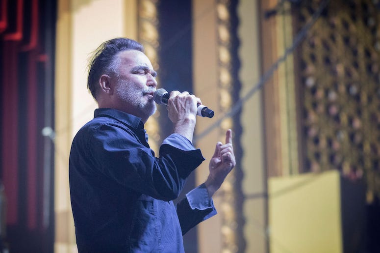 Poi Dog Pondering performs in Downers Grove at Classic Cinemas Tivoli Theatre.