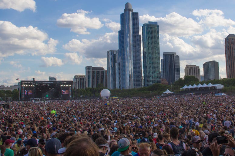 Lollapalooza Crowd Lollapalooza Crowd
