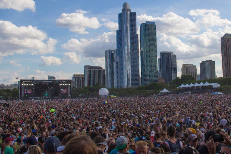 Lollapalooza Crowd Lollapalooza Crowd