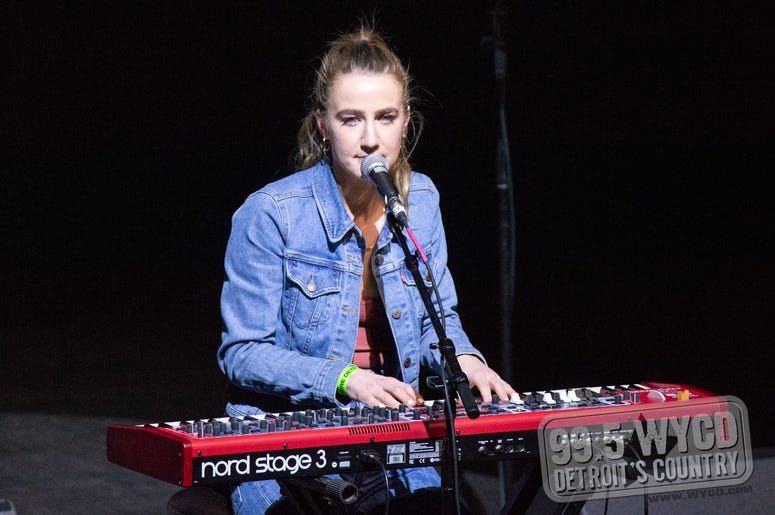 Ingrid Andress at Ten Man Jam 2020