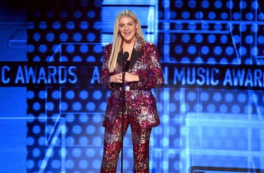 Kelsea Ballerini at the 2019 American Music Awards