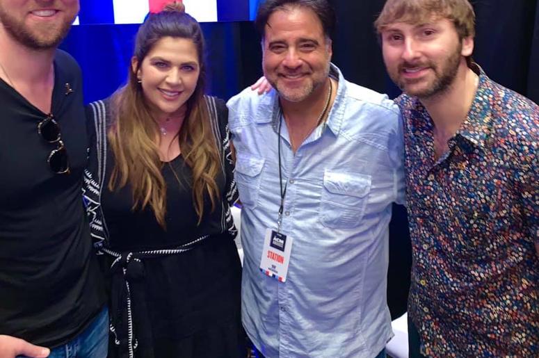 Lady Antebellum Jake Owen Maddie & Tae On Tour Detroit Date