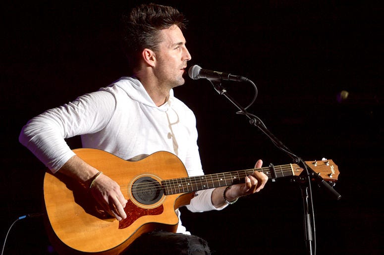 Jake Owen Playing Acoustic Guitar