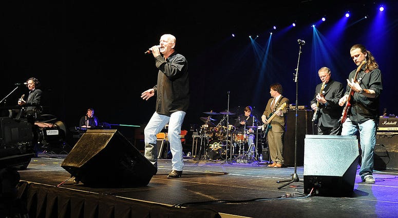 Atlanta Rhythm Section performing at the Alabama Music Hall of Fame's Induction in 2010 Atlanta Rhythm Section