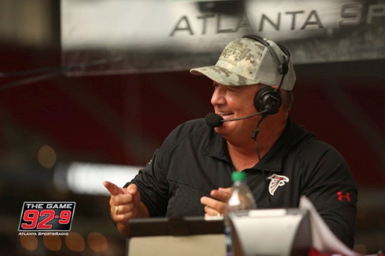 atlanta falcons military hat