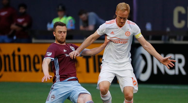 Jeff Larentowicz, Danny Wilson Jeff Larentowicz, Danny Wilson