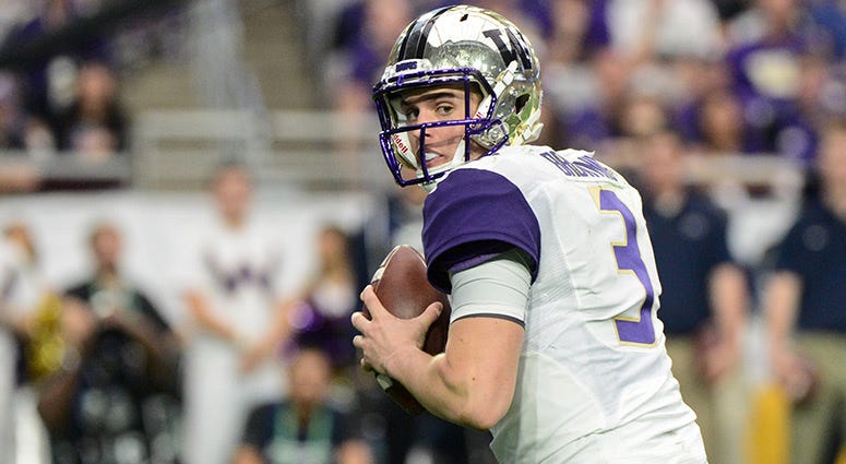 Washington Huskies quarterback Jake Browning Washington Huskies quarterback Jake Browning