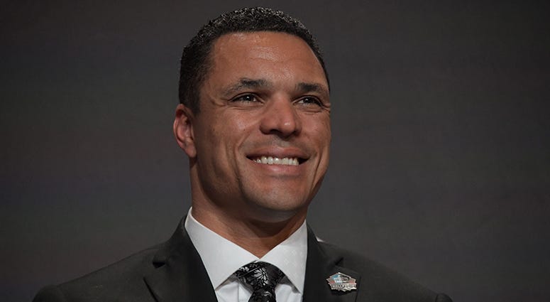 Pro Football Hall of Fame tight end Tony Gonzalez Pro Football Hall of Fame tight end Tony Gonzalez