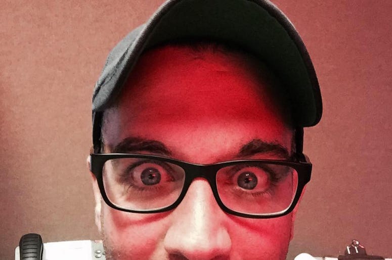 you wouldn't hit a guy with glasses, would you?
